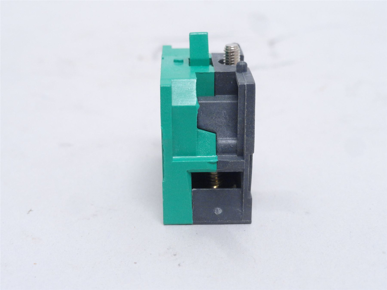 Teknic S3; Switch Contact Block; 10A;600VAC; 1-NO