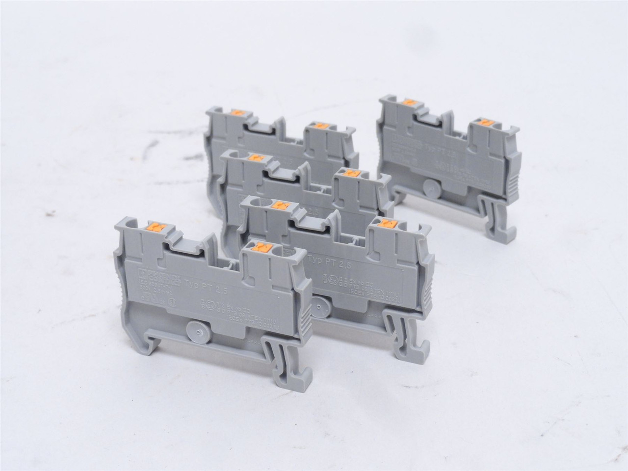 Phoenix PT 2.5; Lot-5; Feed-Through Terminal Blocks; 24A; 800V