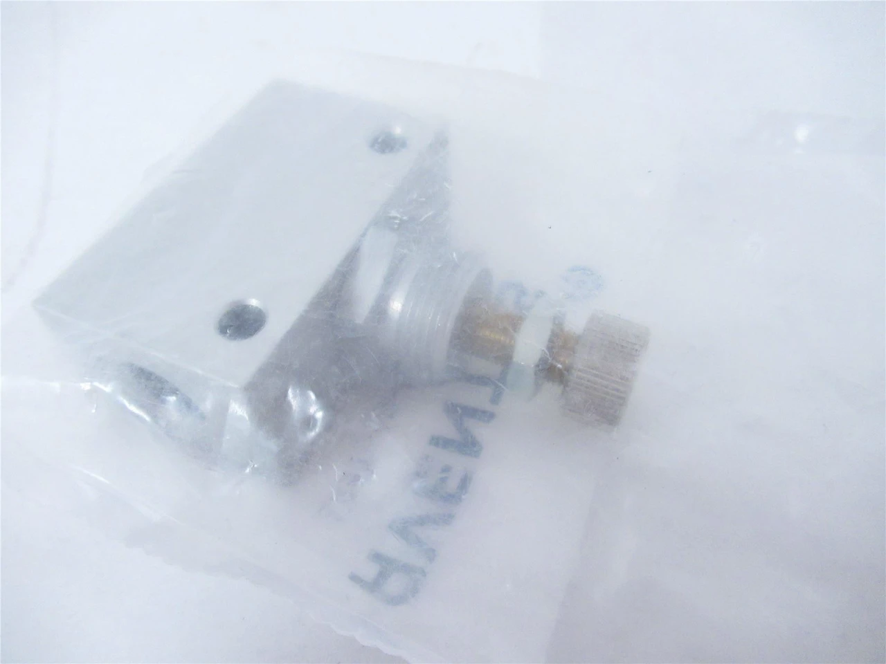 Aventics 82120005; Pneumatic Check Valve G1/4 Ports