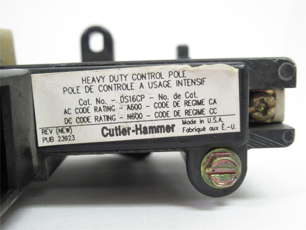 Cutler-Hammer DS16CP; Control Pole Kit;30-1200A; 600VAC; 2-3P