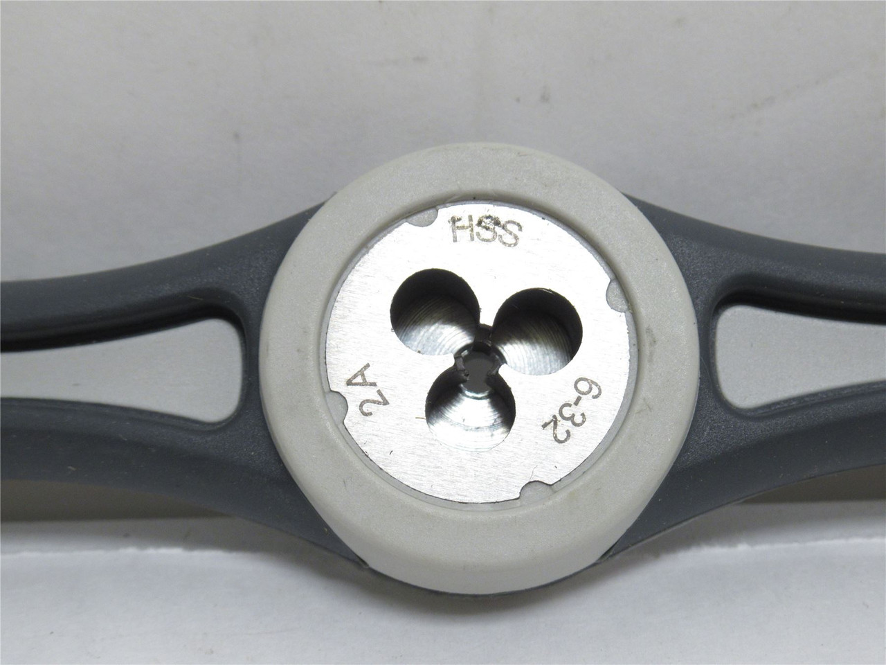 Westward 2PCL9; Integrated Die With Stock; #6-32; Right