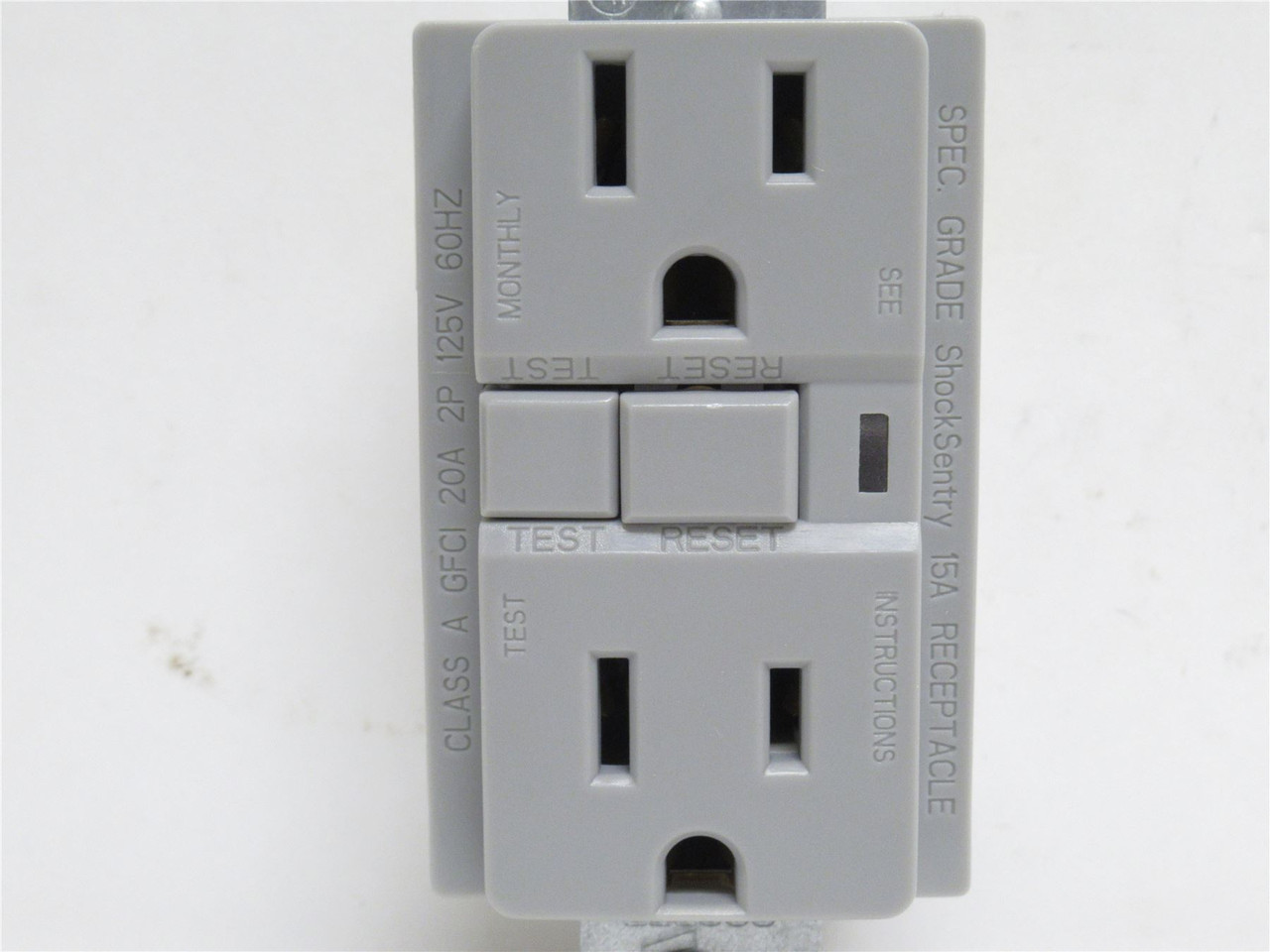 Cooper VGF15GY;  Tamper Resistant GFCI Receptacle; 2P; 2 Wire