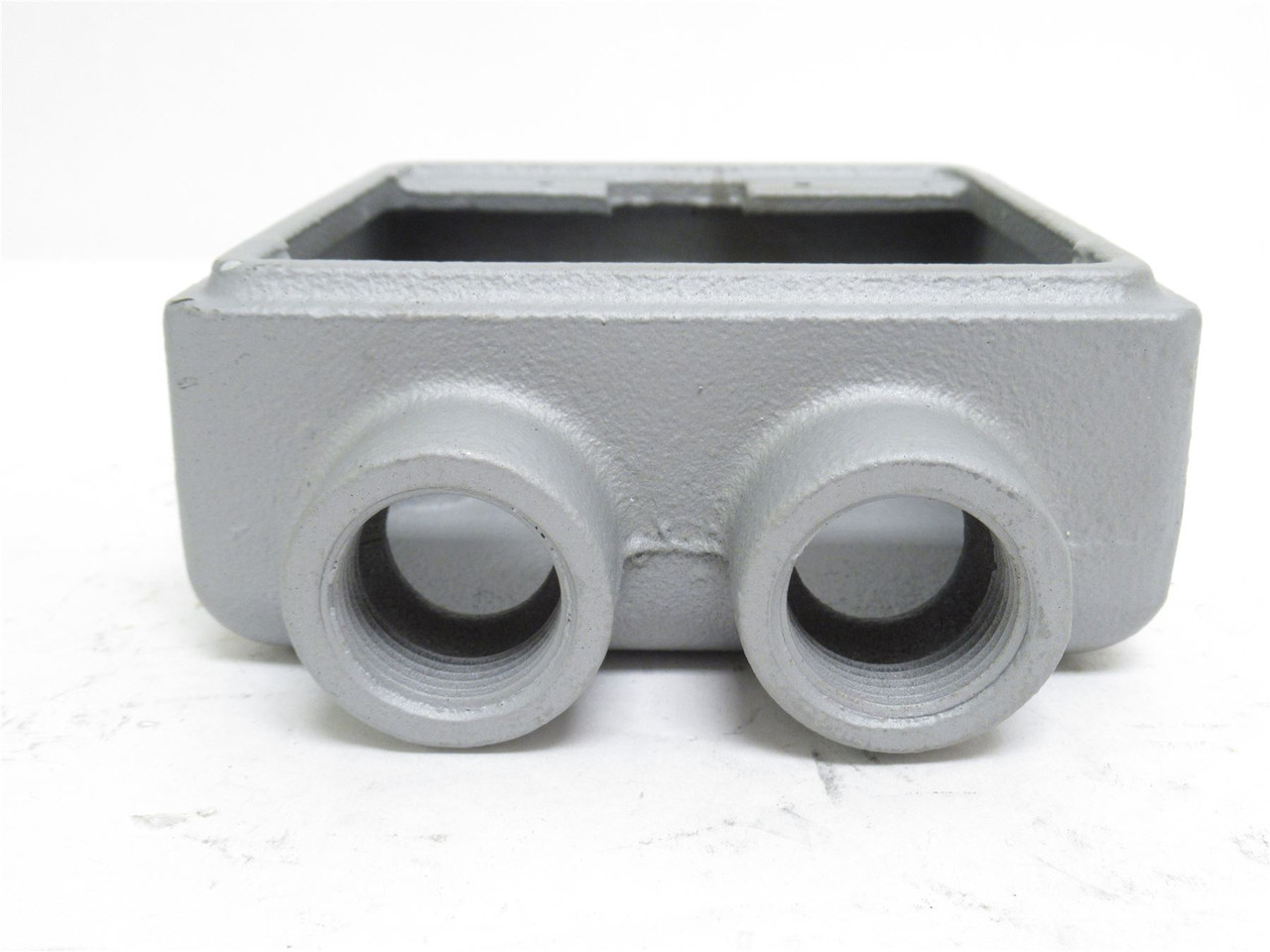 Appleton FSS-2-75-A; Weatherproof Electrical Box; 3/4NPT
