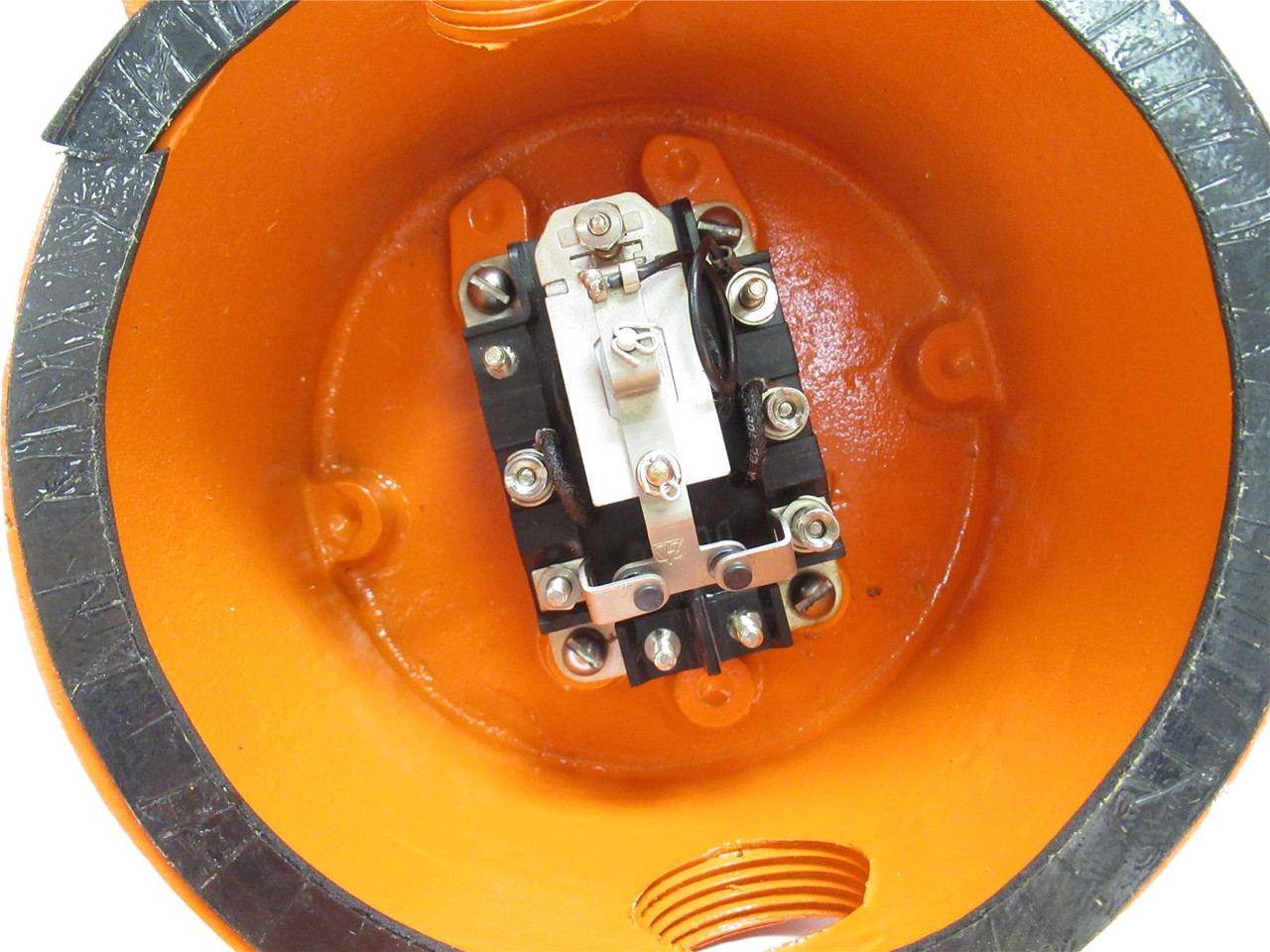 Westinghouse 43902A; Enclosed Transfer Relay; 1NPT Conduit