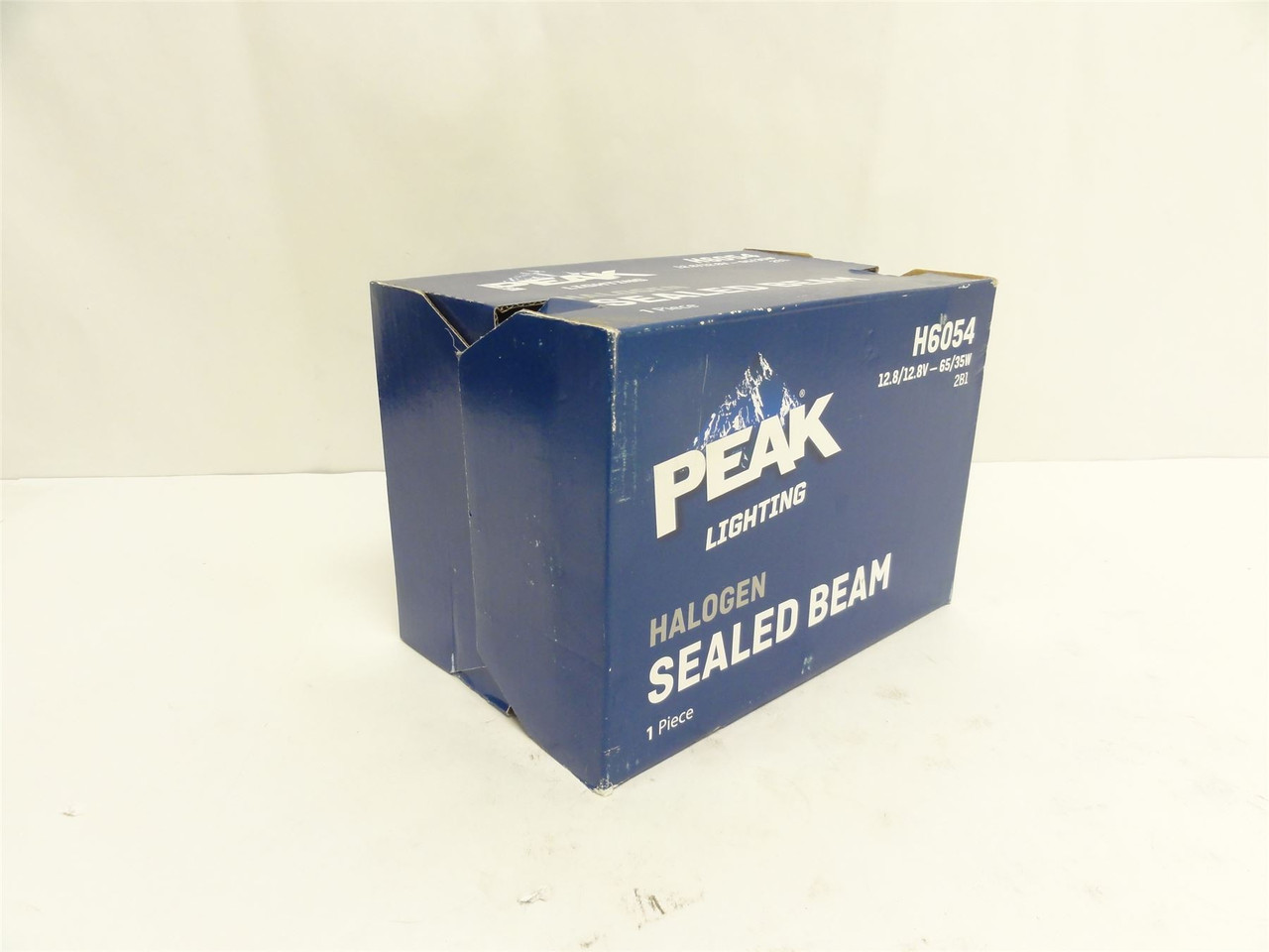 Peak H6054; Sealed Beam Halogen Headlight; High/Low Beam