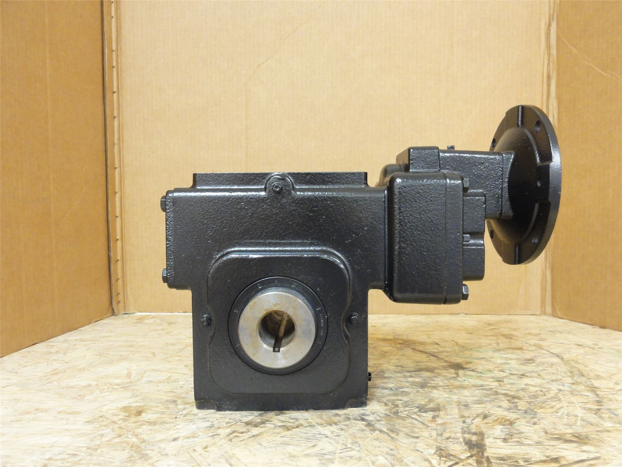 Winsmith E30MDSXA1200LC; Worm Gear Reducer; 200:1 Ratio; RA