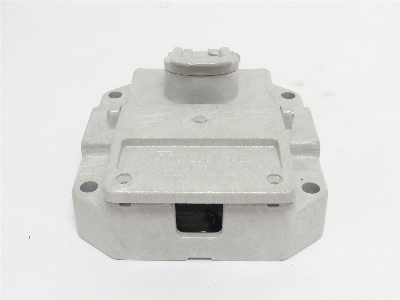 Truck-Lite 50805; NoseBox 7 Solid Pin