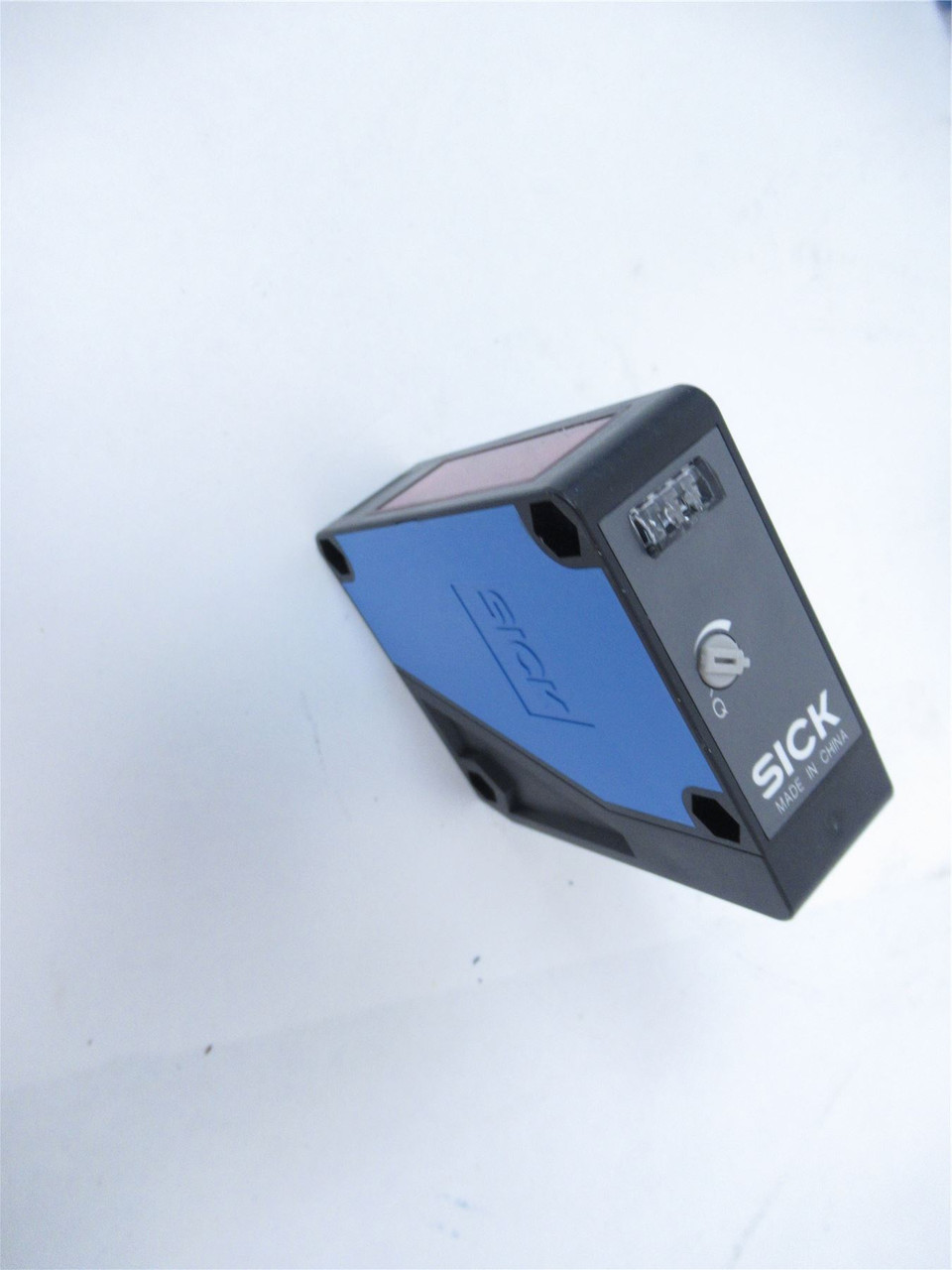 SICK WTE280-2R4331; Photo Sensor Retro Reflective  PE NPN Red