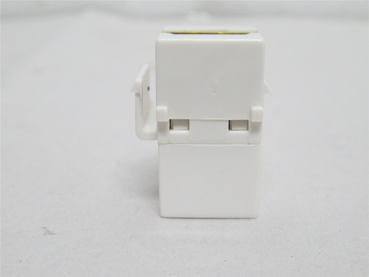 Commercial Electric 642-941; White HDMI Insert ; Wall Mount