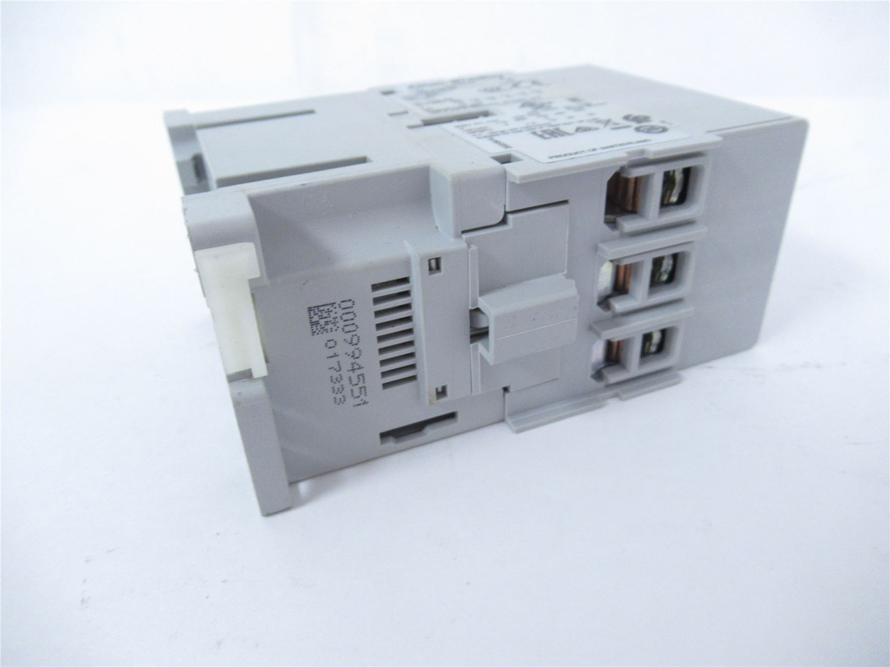 Allen-Bradley 100-30D00; Contactor 30A 3-Pole 3-NO Coil: 120V