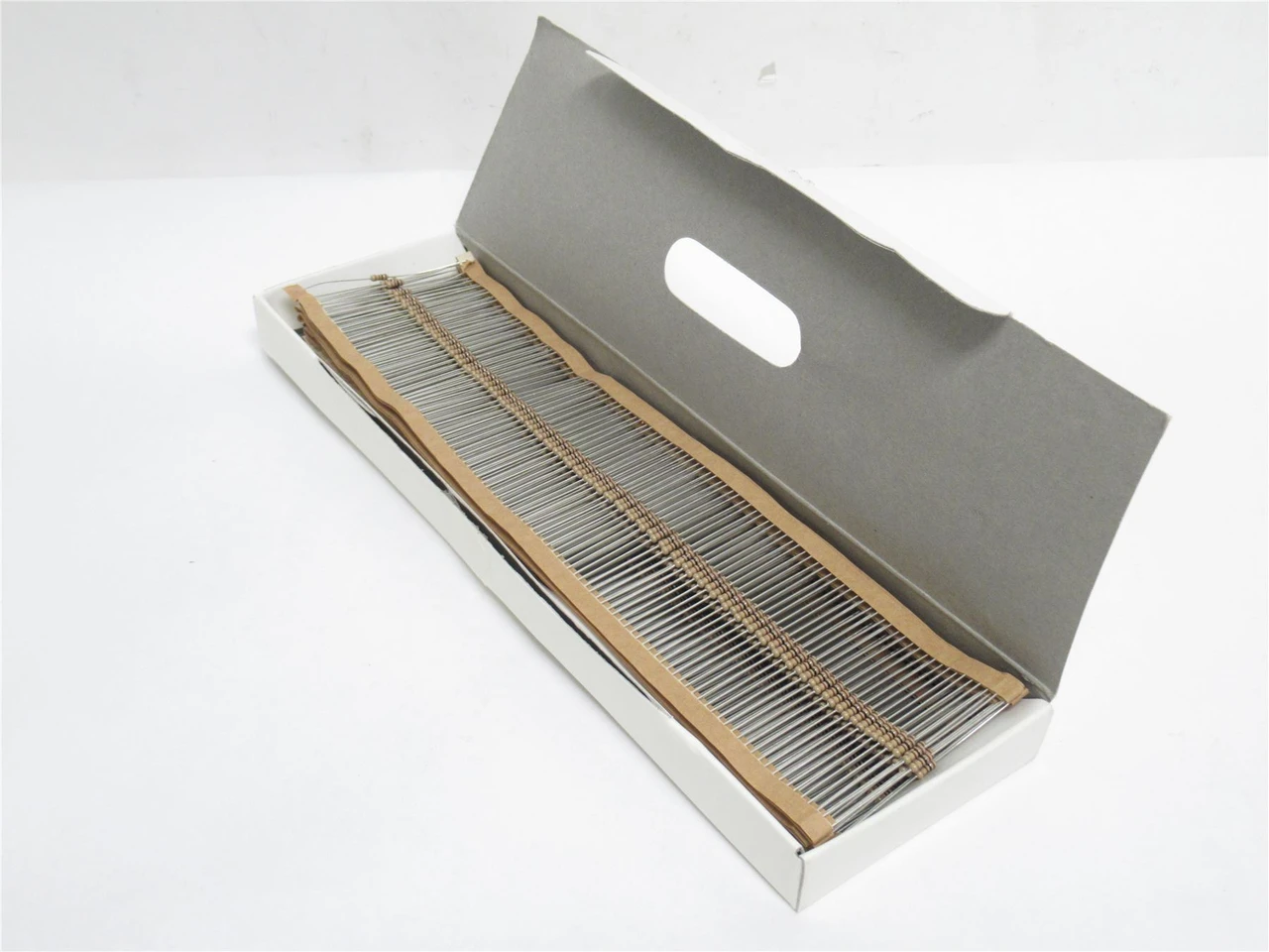 Xicon 291-100/AP; Box-100; Thru Hole Resistor 100ohm; 1/4W