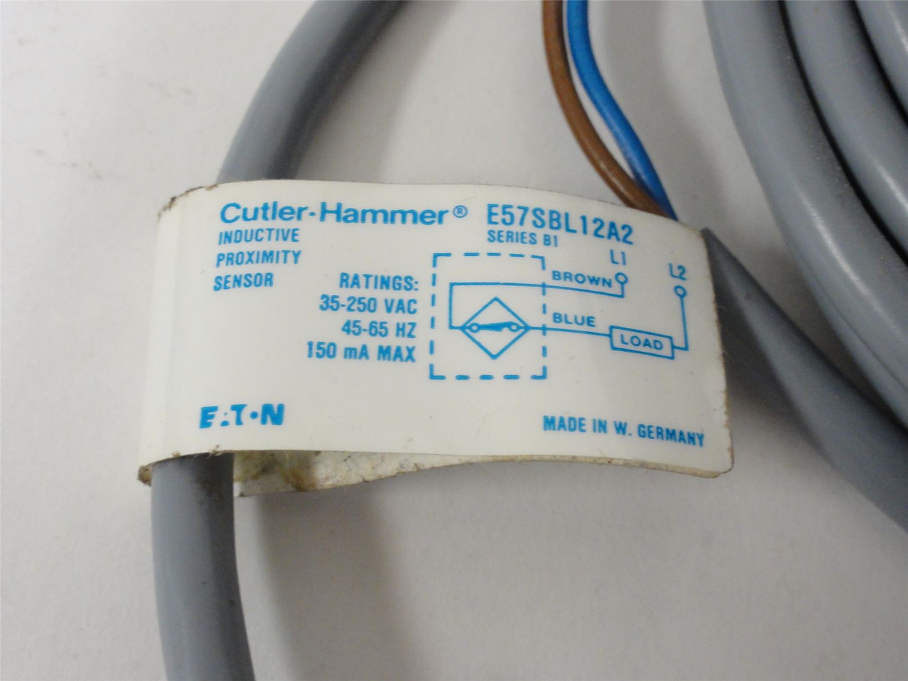 Eaton E57SBL12A2; Proximity Sensor; 2M Cable; NC; 90-250VAC
