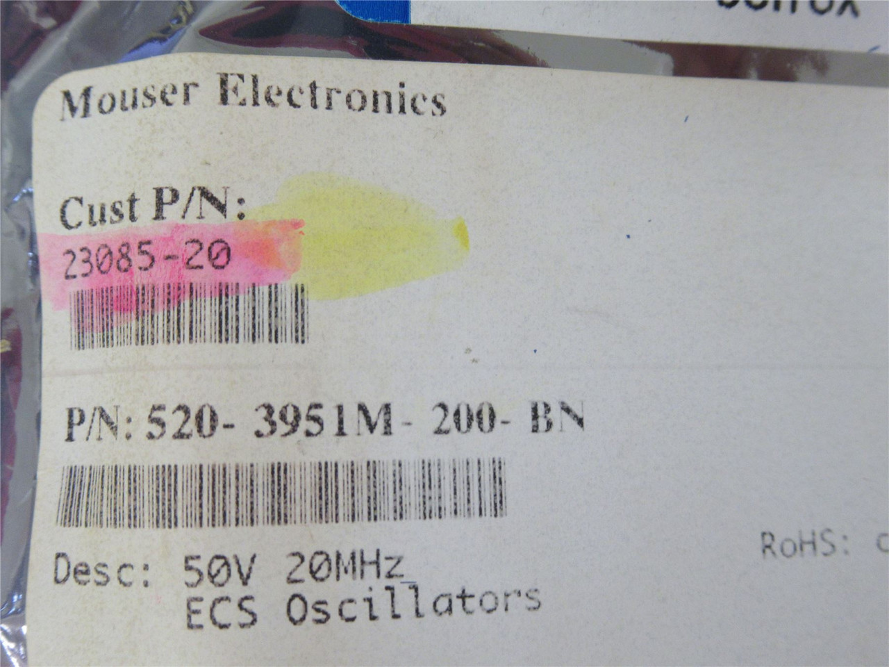ECS 520-3951M-200-BN; Lot-150 Oscillators; 50V; 20MHz