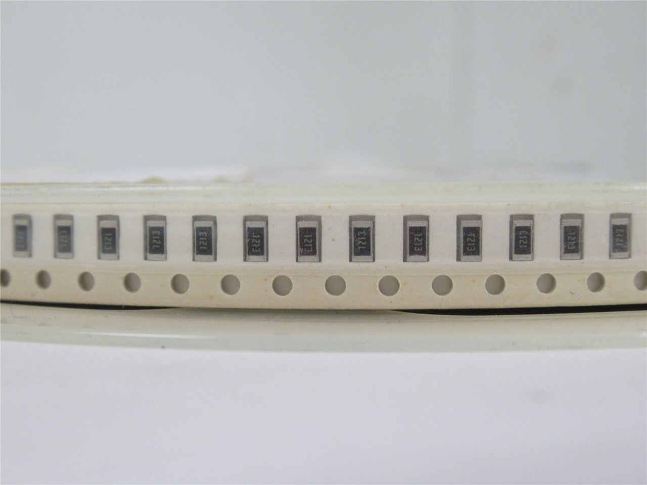 Venkel CR1206-8W-1213FT; Lot-4800 Thin Film Resistors