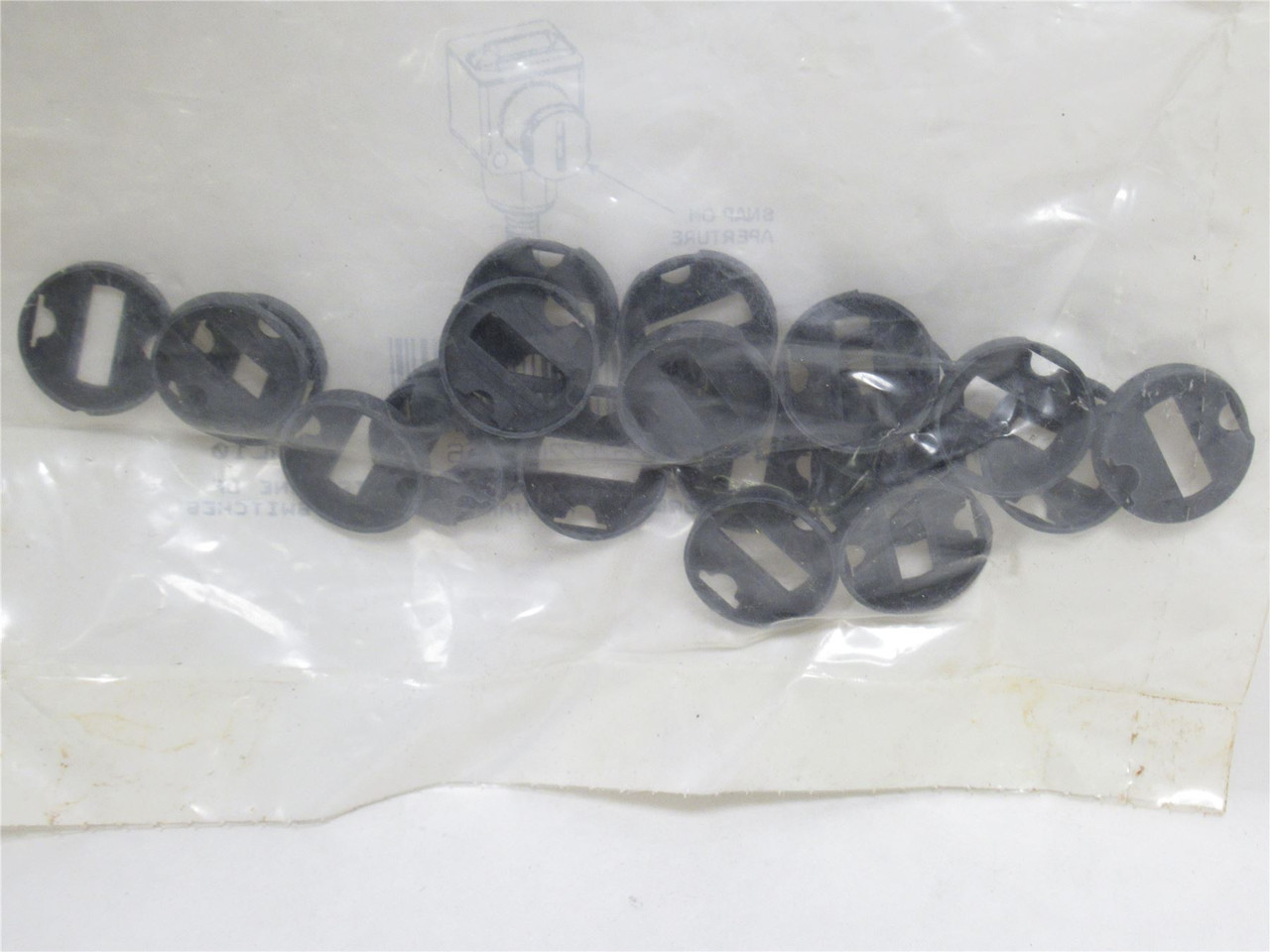 Allen-Bradley 60-2662; Photoelctric Accessory Aperture Kit