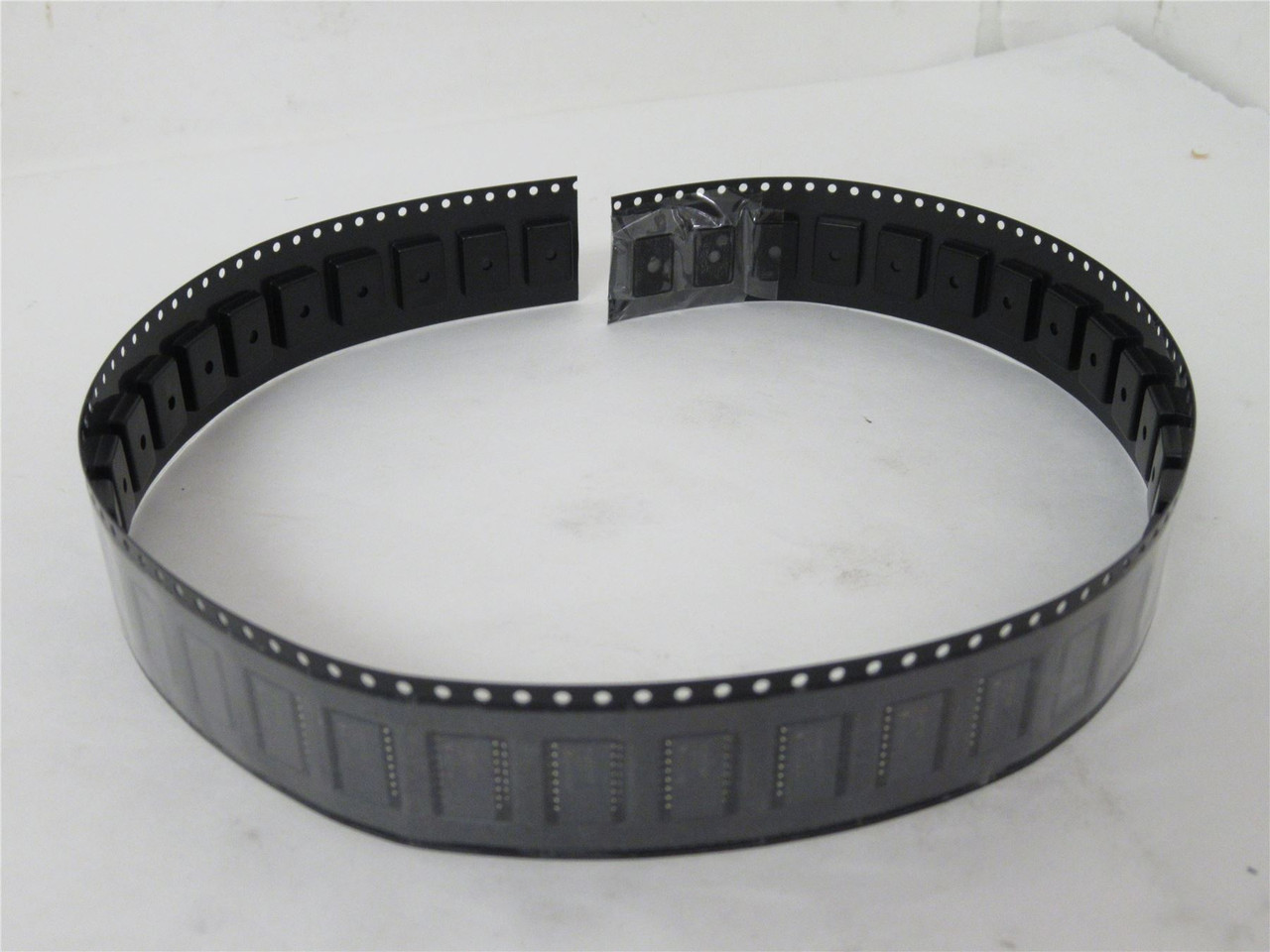Bourns Inc. 4816P-T01-271LF ; Lot-38 Resistor Array; 270ohm