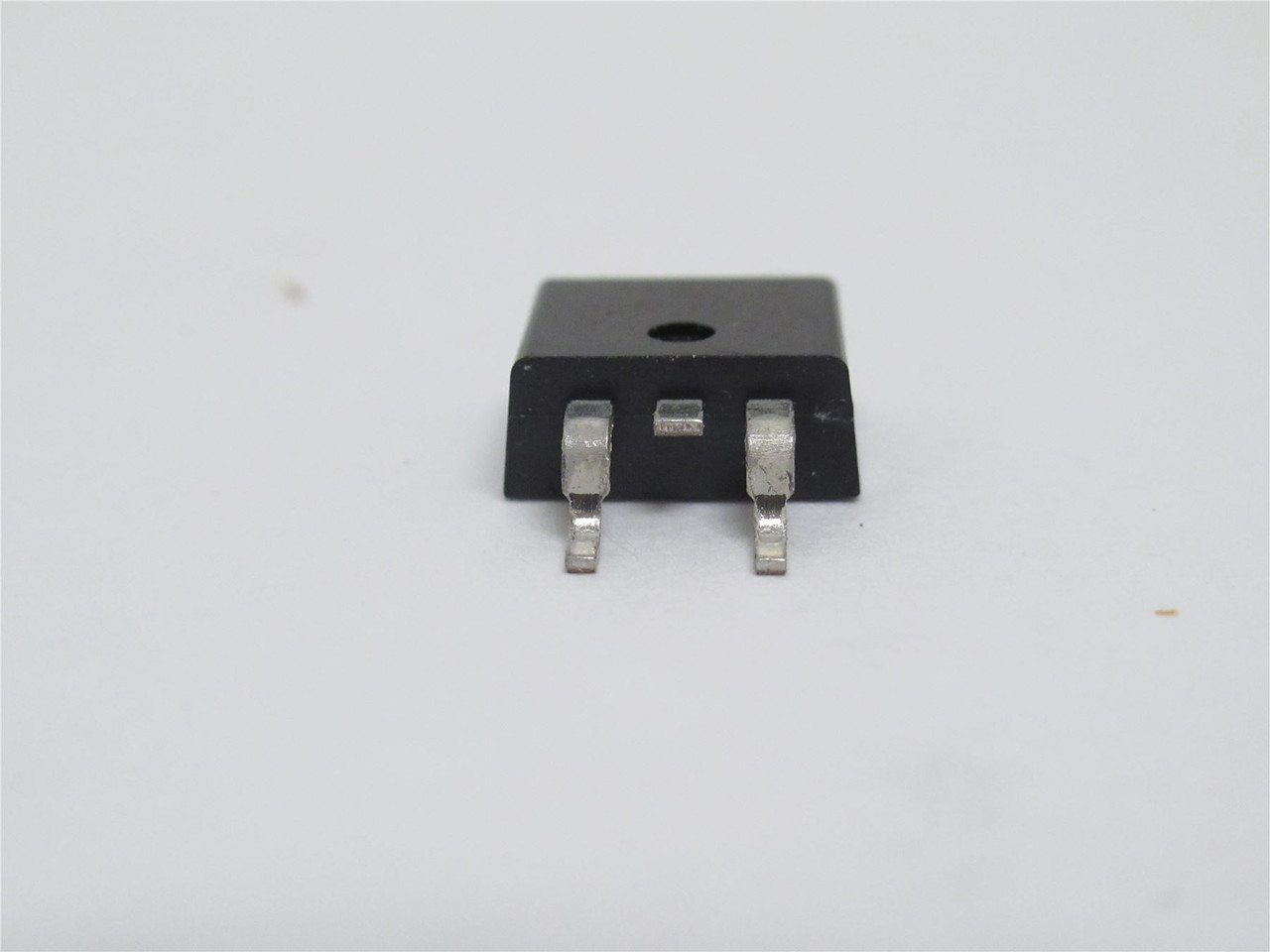 Vishay IRF620S; Lot-10; MOSFETs 5.2A; 20/200VDC