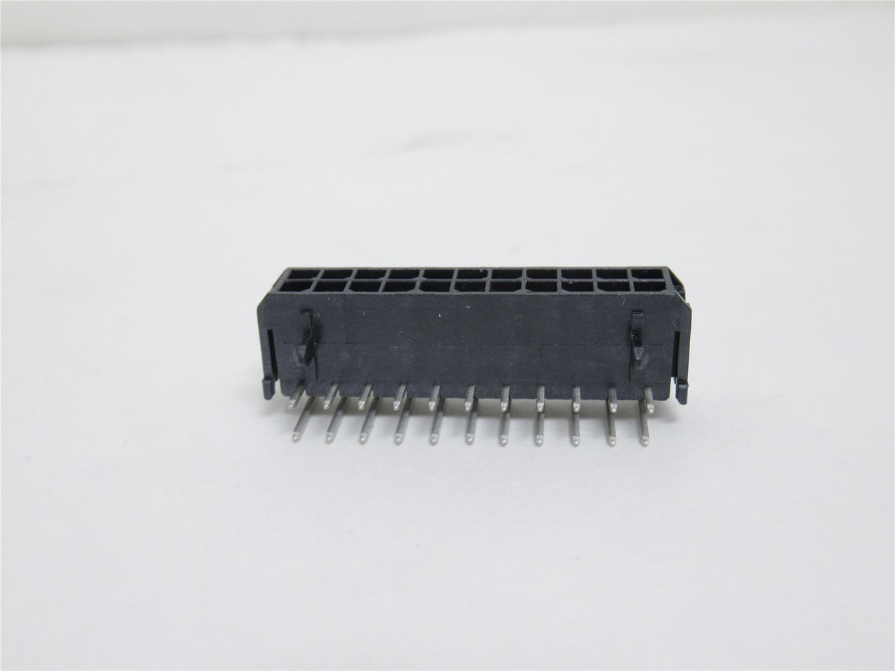 Molex 43045-2201; Lot-3 Shrouded Headers; 90Deg; 22-Pin