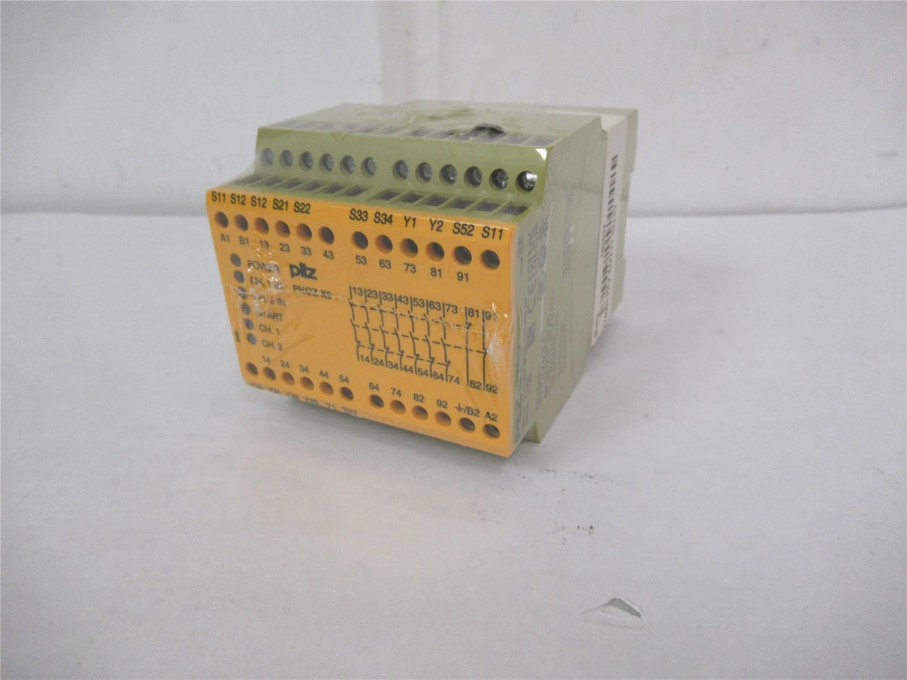Pilz PNOZX9; Safety Relay 100-120VAC 24VDC 7n/o 2n/c 2so