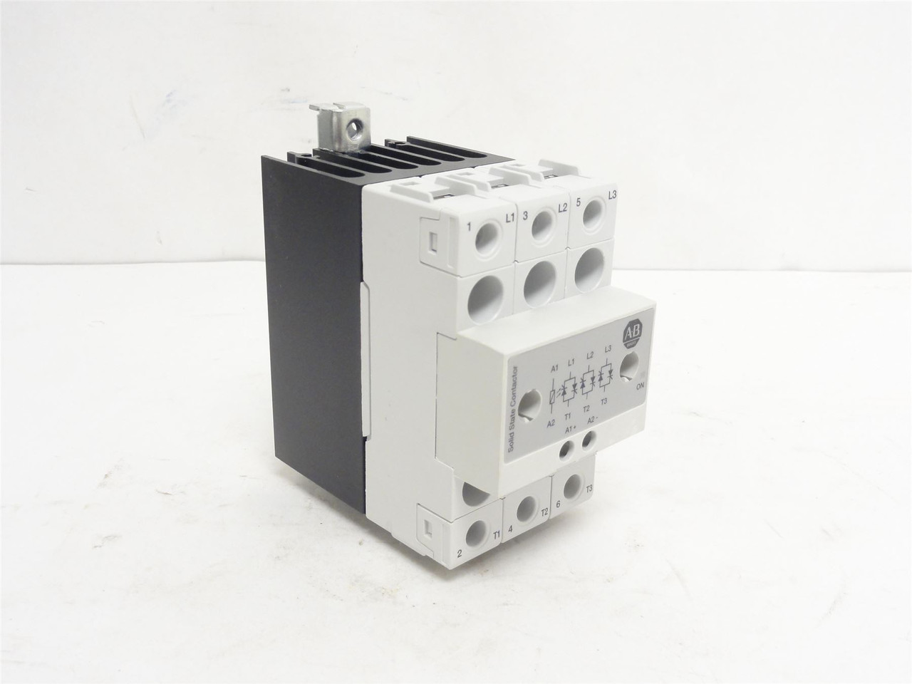 Allen-Bradley 156-C3P20NCD; Solid State Contactor 20A 3P 600V