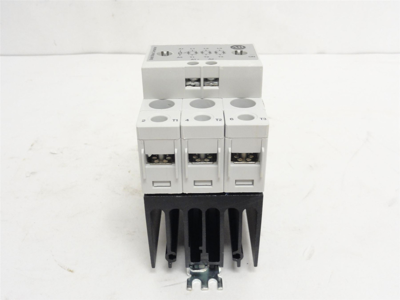 Allen-Bradley 156-C3P20NCD; Solid State Contactor 20A 3P 600V