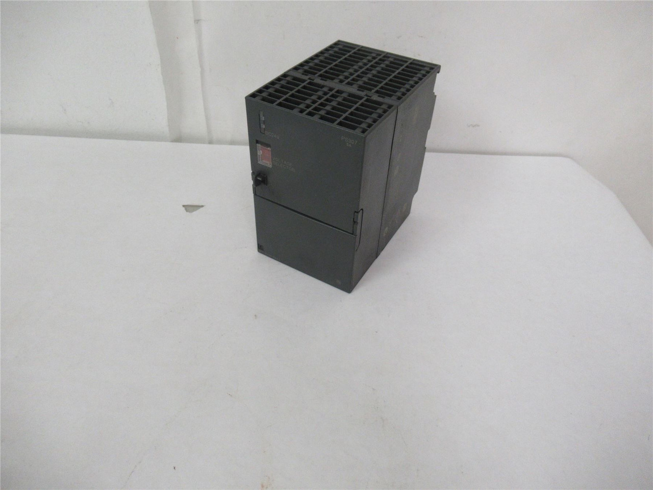 Siemens 6ES7 307-1EA00-0AA0; Power Supply120/230 VAC 24 VDC 5A
