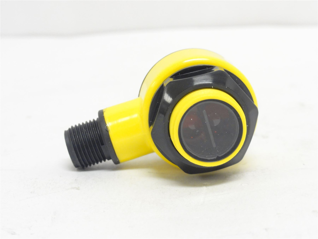 Banner T18-2VPDLIR-Q8; Diffuse Photo-Sensor; 10-30VDC; PNP