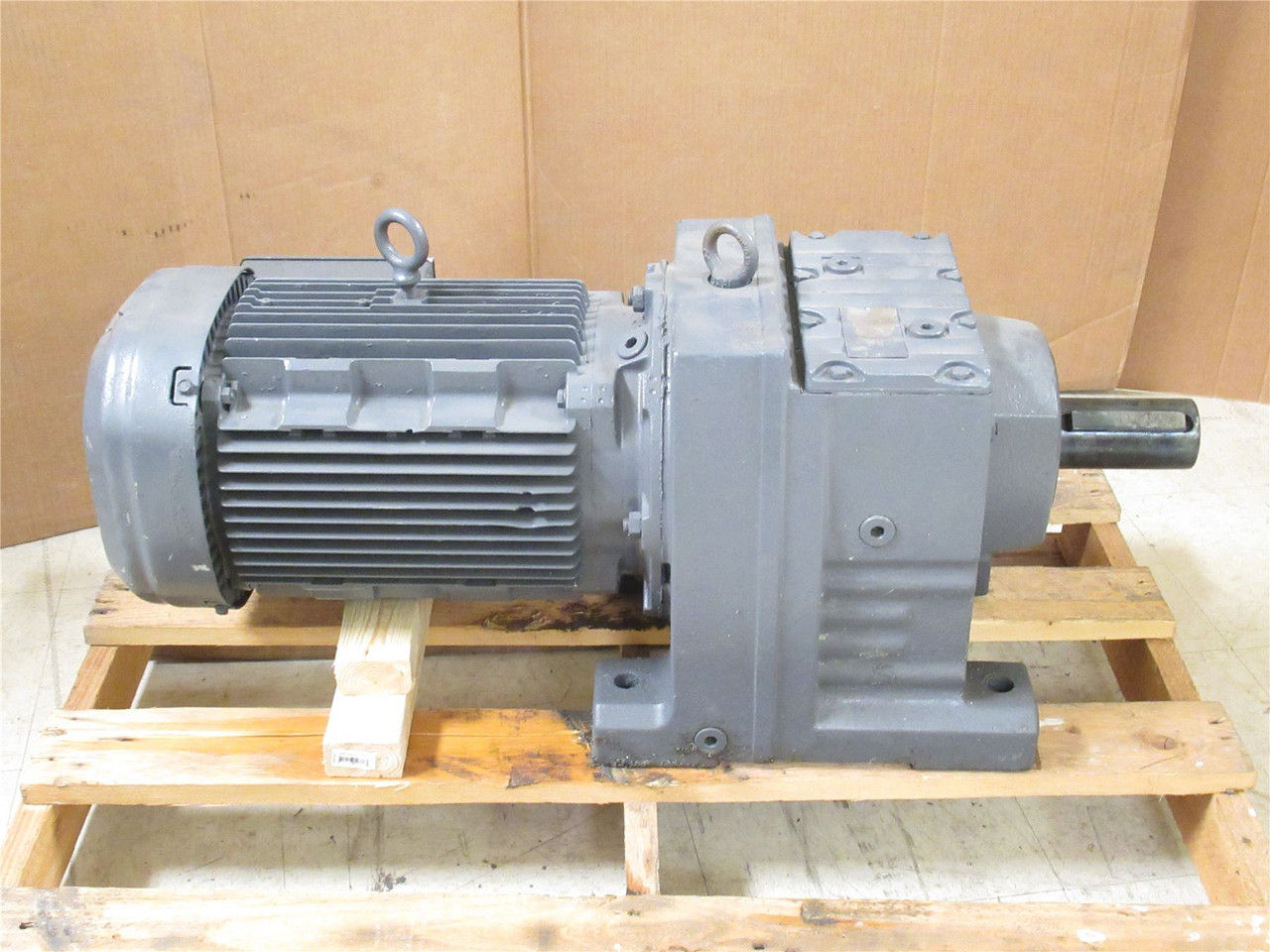 SEW 160LP/4CUSTWVR; AC Gearmotor 25.03:1 Ratio 24HP 230/460VAC