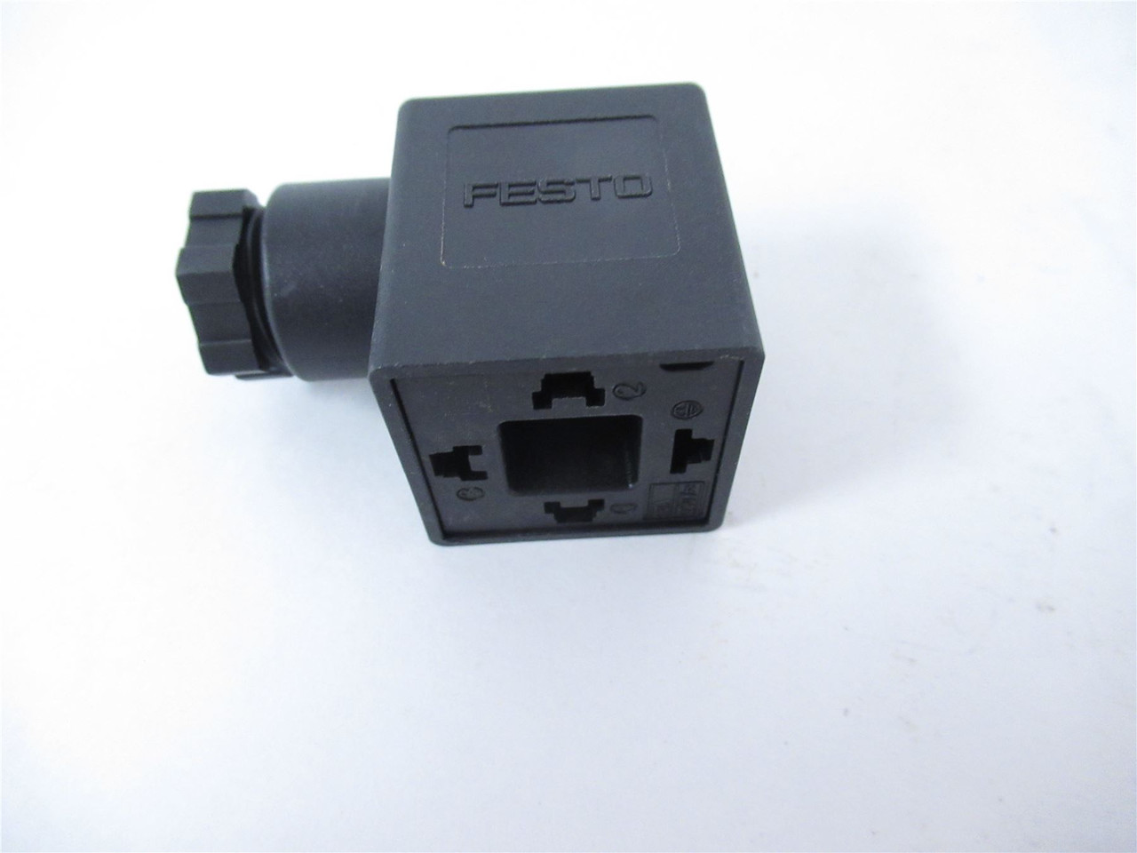 Festo PEV; Connector Socket 10 AMP 3 Pole 260VAC 694436