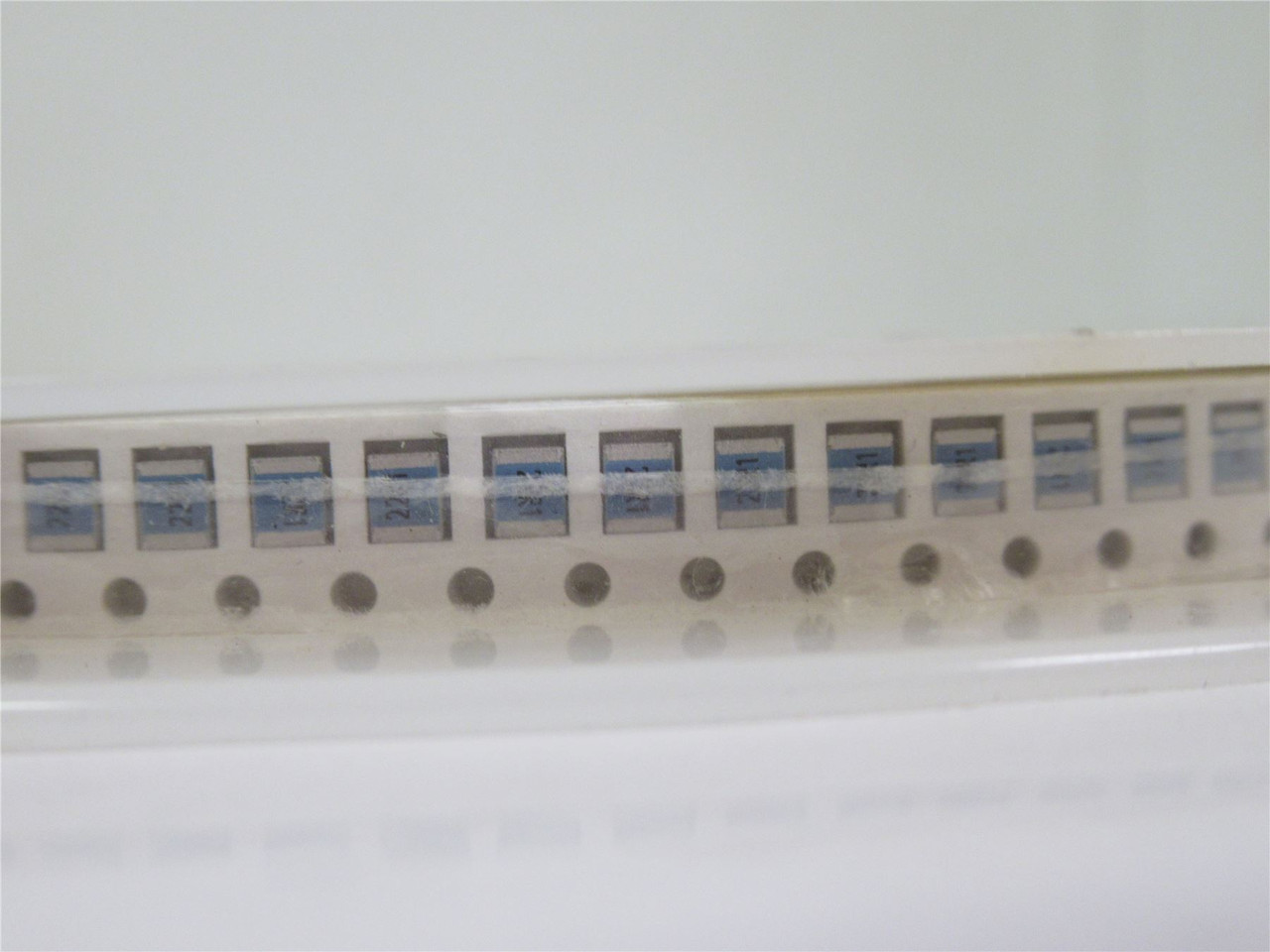 TTI K0ARK73H2ELTD22R1F; Lot-4800 Thick Film Resistor 22.1ohm