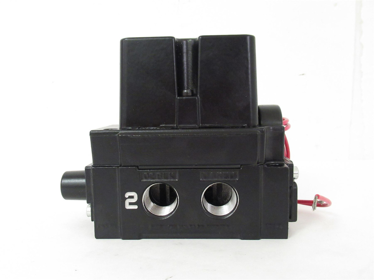 Parker SS20105022; Pneumatic Solenoid Valve; 24VDC; 20-150PSI