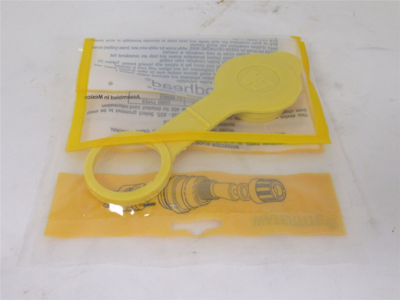 Woodhead 1301550077; Replacement Closure Cap Form 2; Yellow
