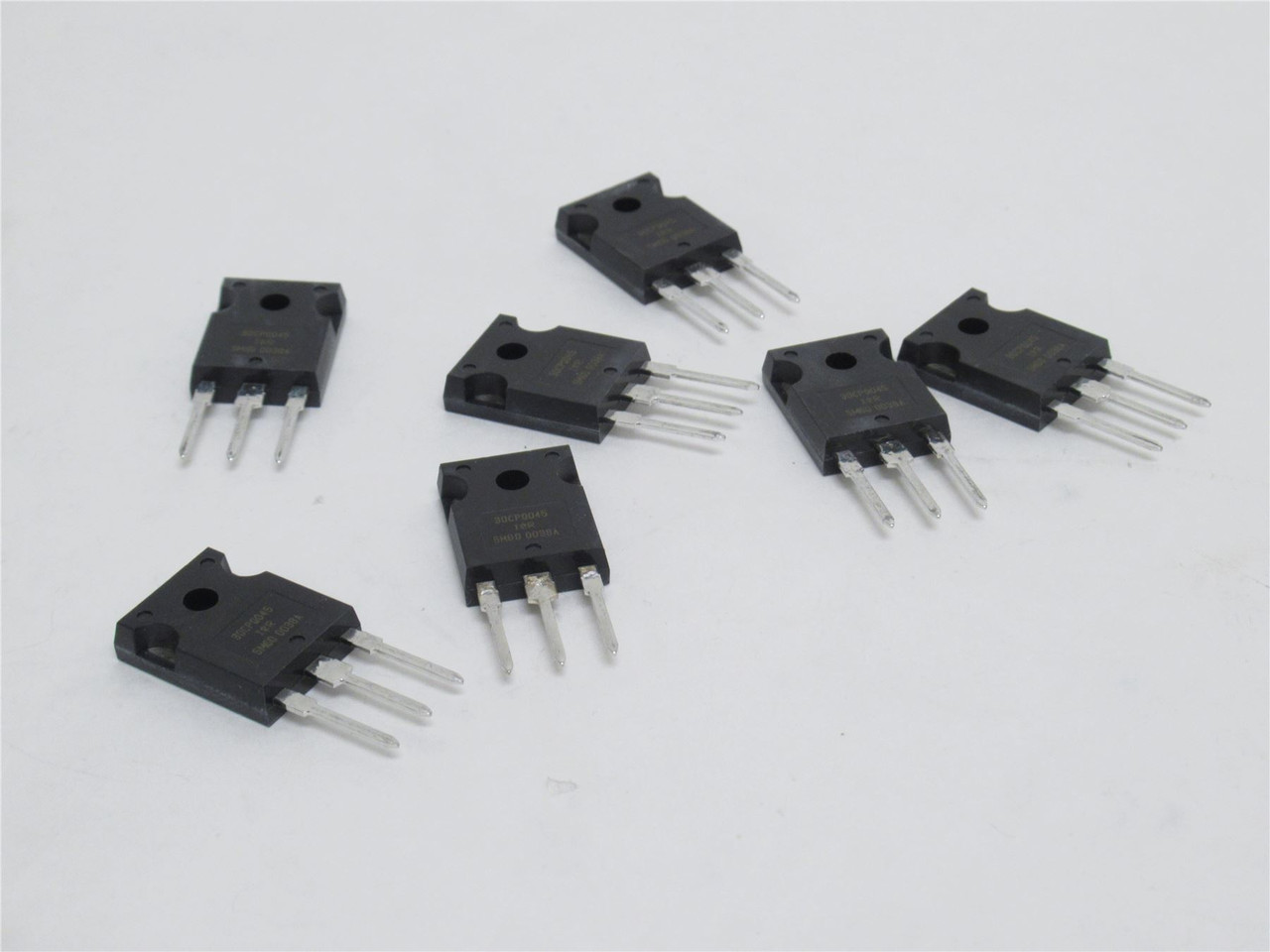 Vishay 30CPQ045; Lot-7; Schottky Rectifier; 2 x 15A; 45V