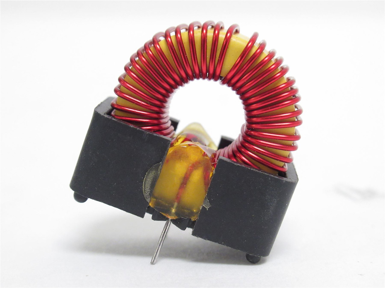 Pulse PE-92102K; Lot-2 Fixed Inductors; 100uH; 2.6A; 100mOhm