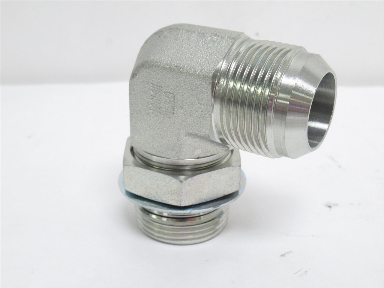 Brennan 6801-16-16-NWO-FG; Elbow Fitting 90Deg 1 JIC x 1 BOSS