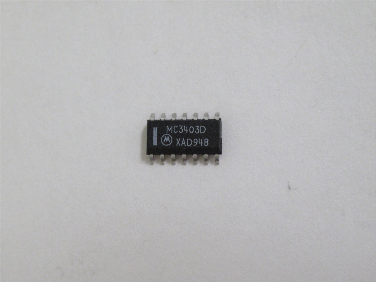 Motorola MC3403D; Lot-55 Operational Amplifiers; 3-36V