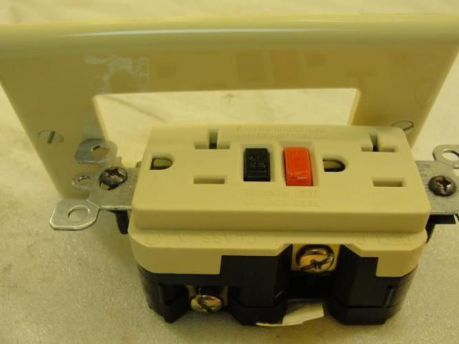 Leviton 631-6889-I; Shock Resistor 20 Amp Outlet