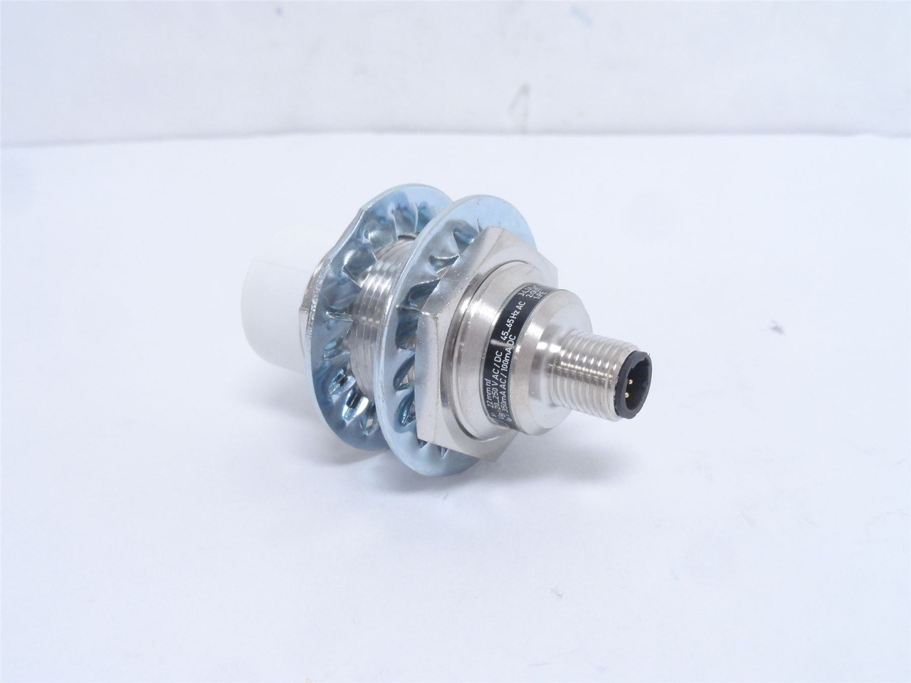 IFM IIK2022-ABOA/SL/LS; Prox-Sensor 110341; 20-250VAC/DC