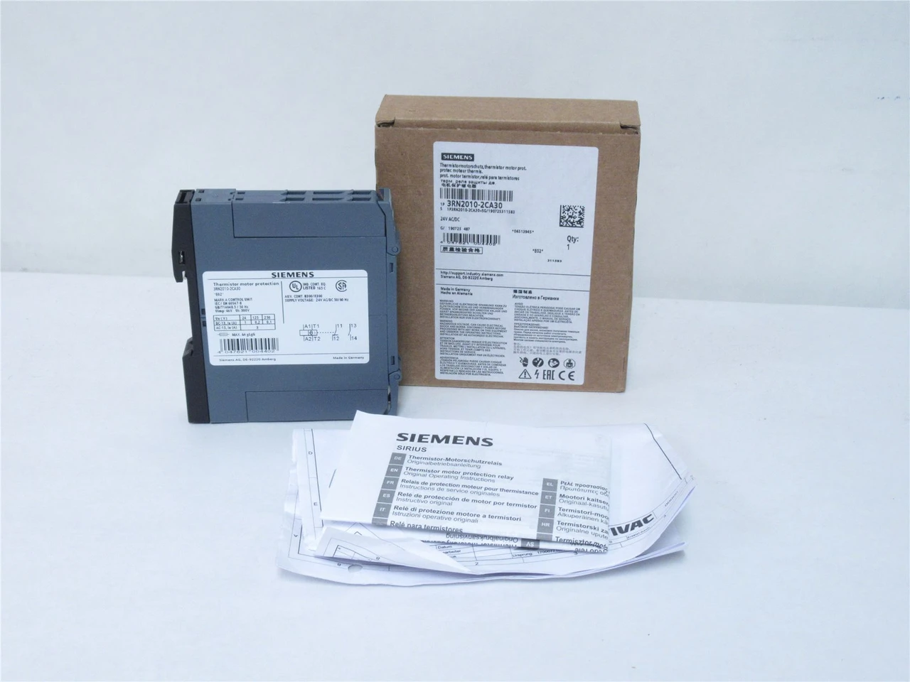 Siemens 3RN2010-2CA30; Thermistor motor protection relay