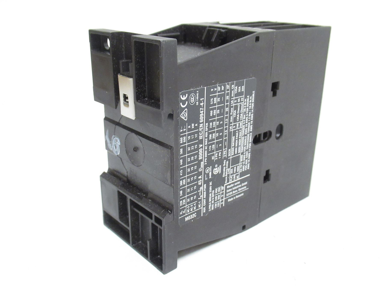 Eaton XTCE032C10A; Contactor; 32A; 3P; 600VAC; Coil: 110/120V
