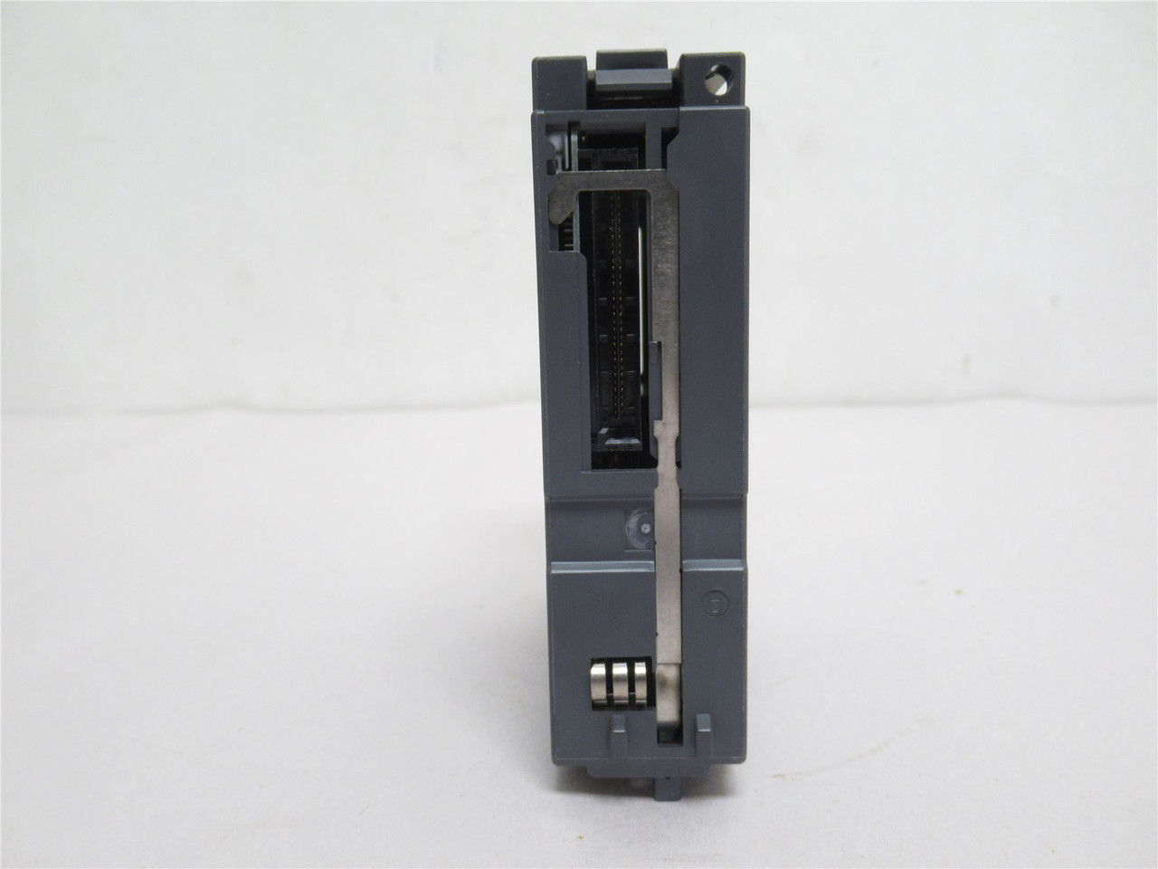 Mitsubishi QJ61BT11N; CC-Link V2 Master Unit; 5VDC