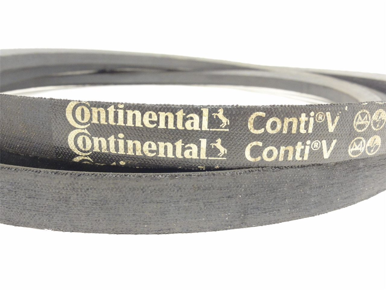Continental B114; V-Belt; 117" Long x 21/32" Top Width