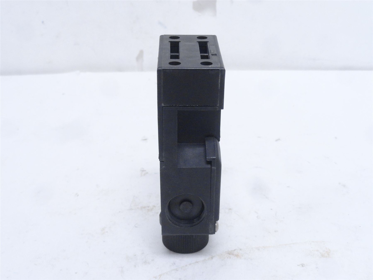 Schmersal AZ-16-02ZVRK-M20; Safety Limit Switch 15A; 500VAC