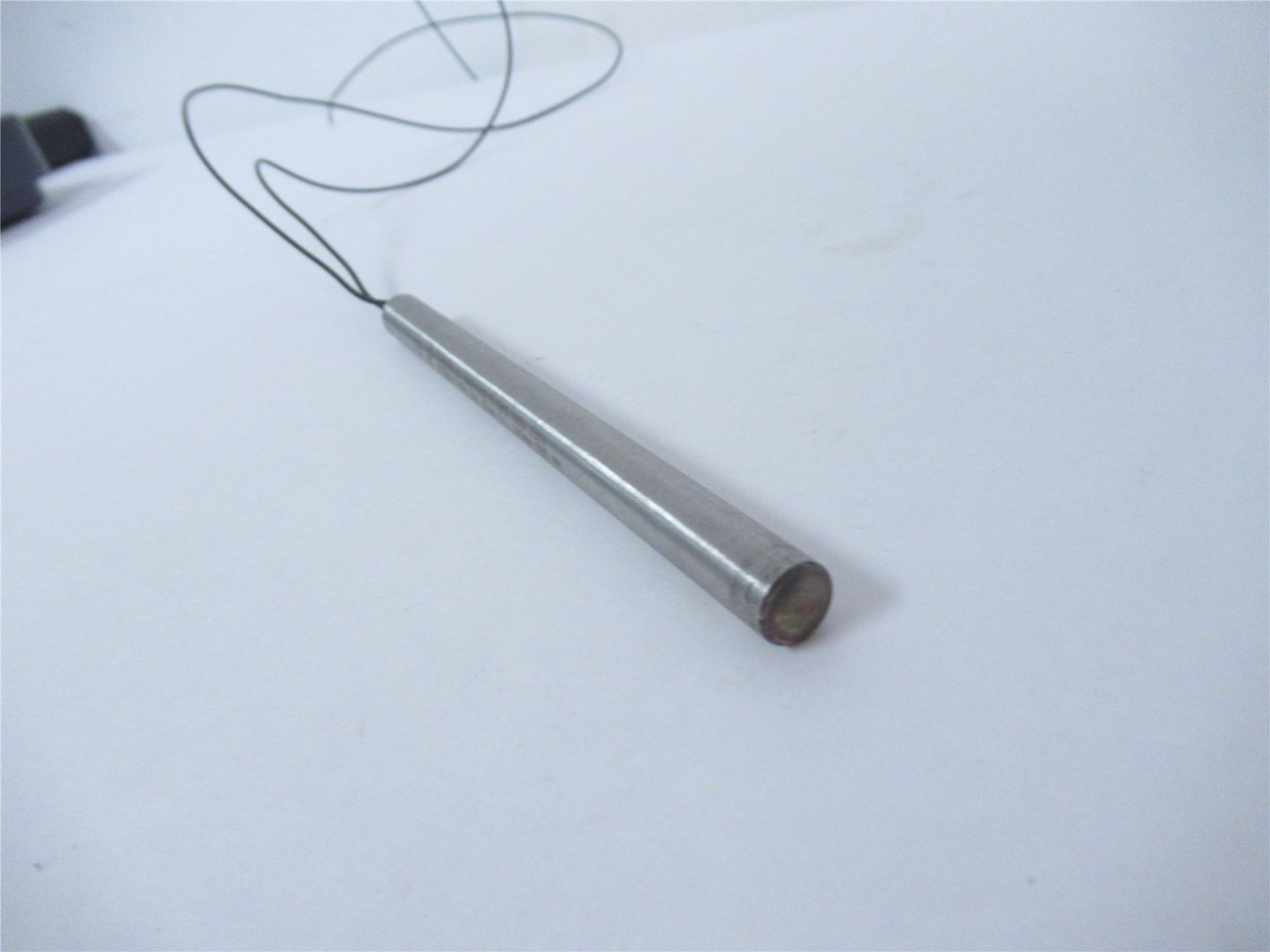 Chromalox 042-630115-049; Heating Element Cartridge;140W;230V