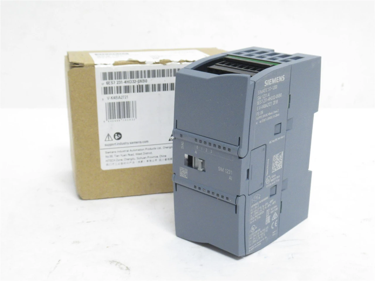 Siemens 6ES72314HD320XB0; Analog Input Module SIMATIC S7-1200