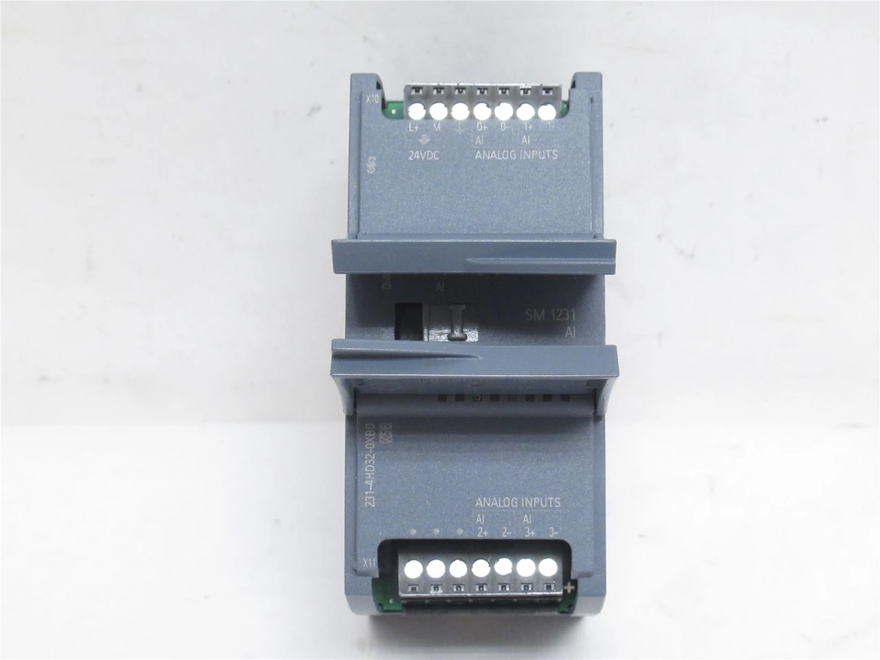 Siemens 6ES72314HD320XB0; Analog Input Module SIMATIC S7-1200