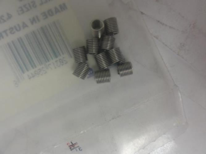 Recoil 25044; Thread Insert; M4 x 0.7x8mm L; Pk10