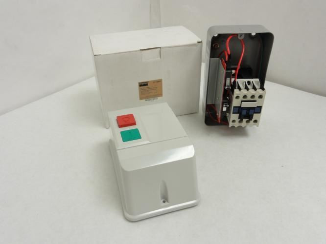 Dayton 2UXV7; Starter; 18A; 3P; 600V Max; Coil: 24V