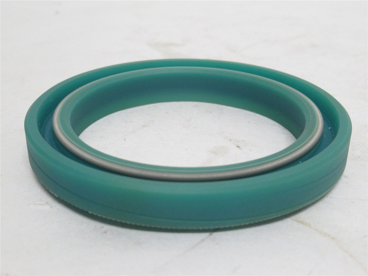 Wolf Tec 7270010DA211AFK; Cartridge Seal 2-3/8"ID x 3-3/16"OD