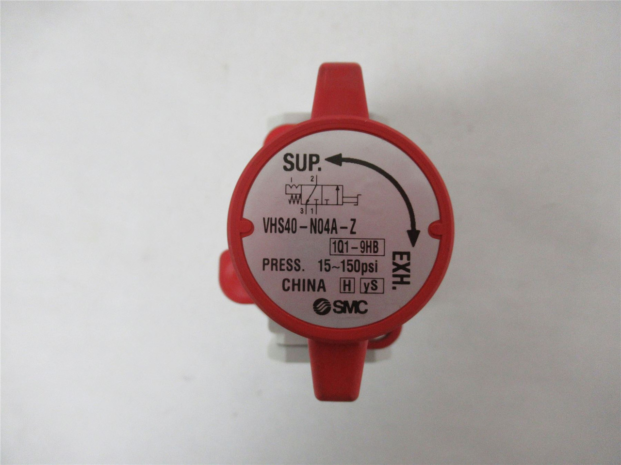 SMC VHS40-N04A-Z; Pneumatic Valve 3 Port Lock Out VHS 1/2"